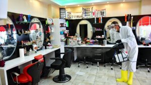 Yeşilyurt'ta Berber ve güzellik salonları dezenfekte ediliyor