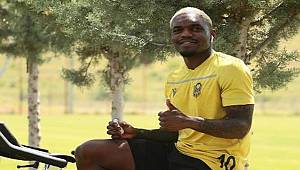 YMS'de Bifouma'ya Özel Program