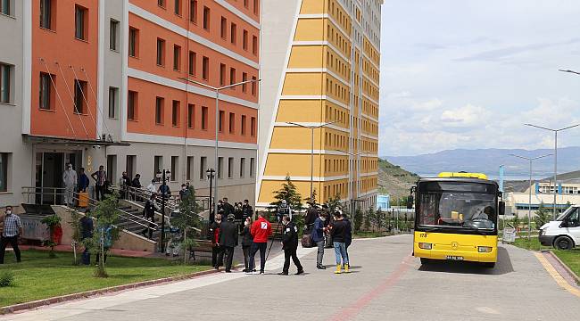 Yurt Dışından Gelen 170 Türk Vatandaşı Karantinaya alındı