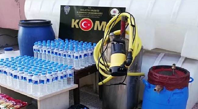 2 Ton Sahte Boğma Rakı Ele Geçirildi