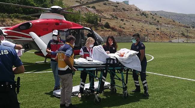94 Yaşındaki Hasta, Ambulans Helikopterle Sevk Edildi