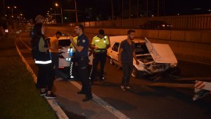 Alt Geçitte Kaza: 2 Yaralı