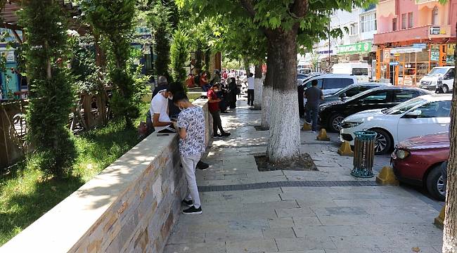Covid-19 Gölgesinde Yapılan YKS'de 1. Oturum Sona Erdi