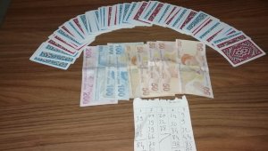 Dernek Lokalinde Kumar Oynatan 2 Kişiye Ceza