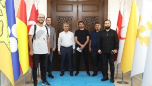 Oyuncu Yunus Emre Yıldırımer'den Başkan Güder'e ziyaret