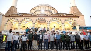 Ayasofya için şükür namazı kılındı