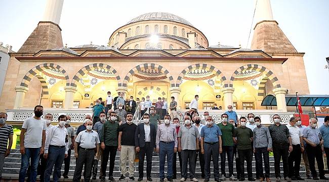 Ayasofya için şükür namazı kılındı