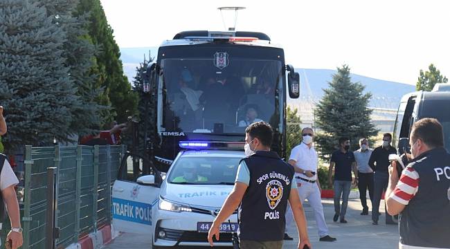 Beşiktaş kafilesi Malatya'da