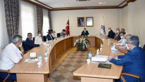Büyük Şire Pazarı için sosyal mesafe uyarısı