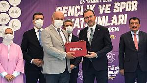 Doğanşehir'de Yapılacak Olan Gençlik Merkezi'nin İmzaları Atıldı