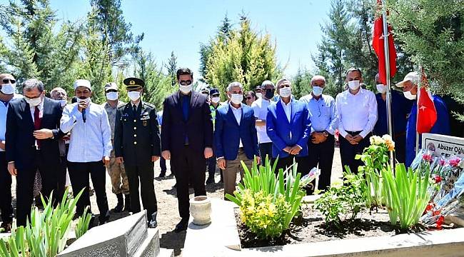 Malatya'da 15 Temmuz şehitleri mezarı başında anıldı