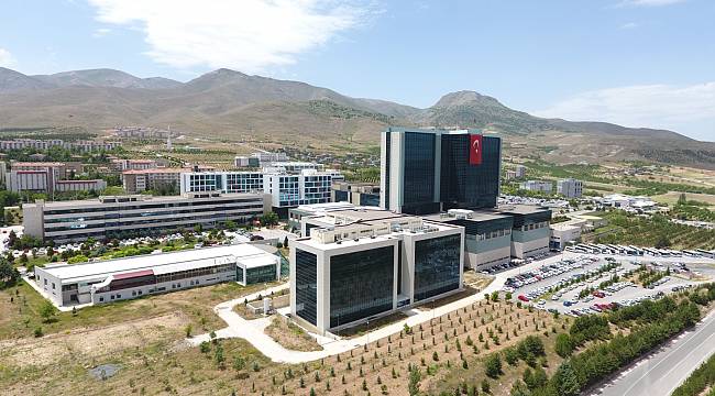 Onkoloji Hastanesi, Hasta Kabulüne Başladı