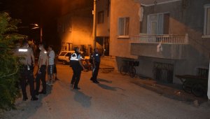 Pencereden düşen şahıs yaralandı