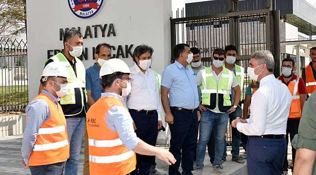 Vali Baruş; Çocuklarımız daha sağlam yapılarda eğitimlerine devam edecekler