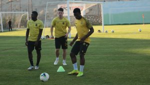 YMS'de 9 futbolcunun sözleşmesi sona erecek