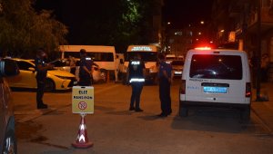 Akpınar'da Taksi durağına silahlı saldırı: 1 yaralı