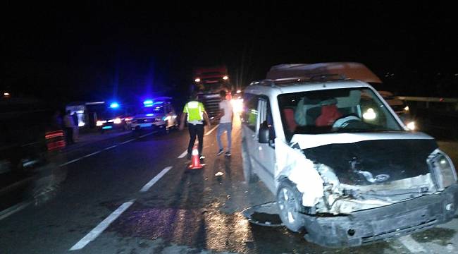 Trafik Kazasında 3'ü Çocuk 8 Kişi Yaralandı