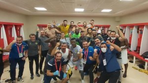 YM'de 9 futbolcunun sözleşmesi sona erdi