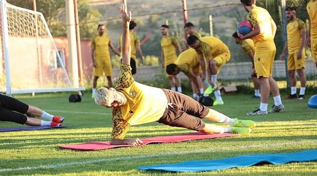 YMS 3 Arjantinli futbolcu ile anlaşamaya vardı