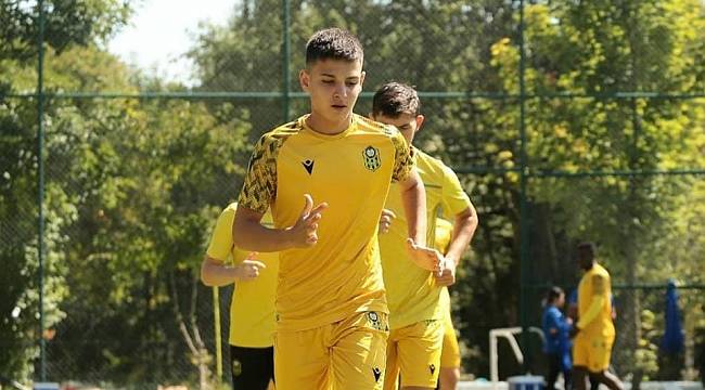 YMS'nin Genç yeteneği Burak Efe dikkat çekiyor