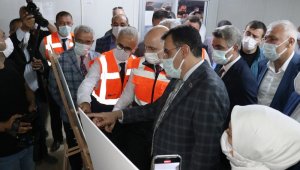 Bakan Karaismailoğlu, devam eden projeleri inceledi