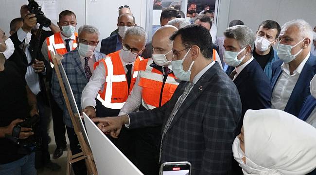 Bakan Karaismailoğlu, devam eden projeleri inceledi