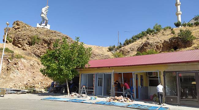 Başkan Cengiz; Dükkanların Restorasyon Çalışmalarına Başladık