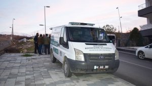 Hızarın Üzerine Düşen Genç Öldü