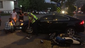 Otomobil ile motosiklet çarpıştı: 1 yaralı