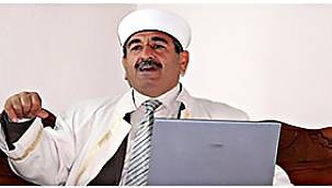 Şeker Hoca Yoğun Bakımda