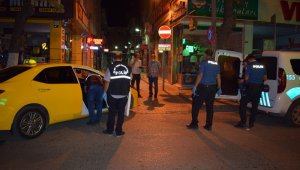 Silahlı bıçaklı kavgada 1'i ağır 4 yaralı
