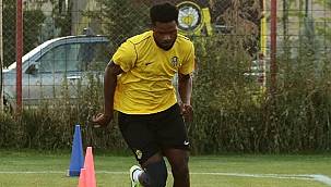 Tetteh Trabzonspor maçında oynayacak