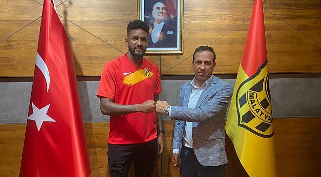 YMS, Lazio'dan Wallace'yi transfer etti