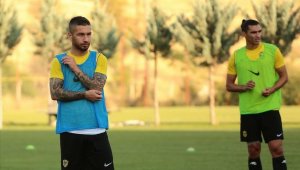 YMS'de Saha içi sorumluluk Adem Büyük'te