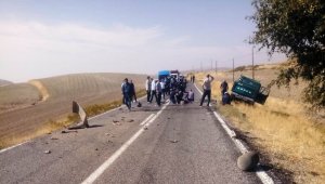 Arapgir'de Trafik Kazası 2 Yaralı