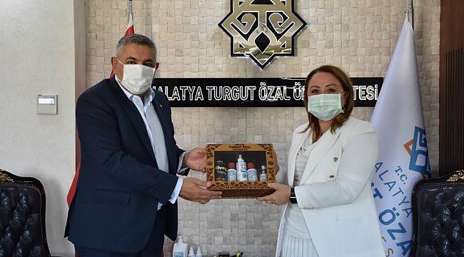 Başkan Sadıkoğlu'ndan Rektör Karabulut'a ziyaret