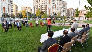 Çanır; Projeyi 200 tablet bağışlayarak başlattık