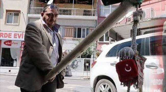 Çocuk parkına Mersedes Kadir'in ismi verildi