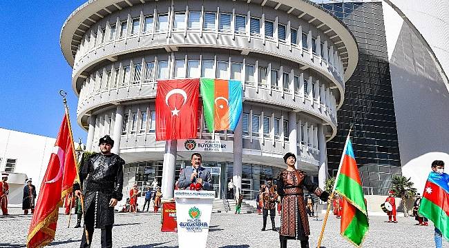 Gürkan; Biz millet olarak dünyaya insanlık dersi veren bir milletiz