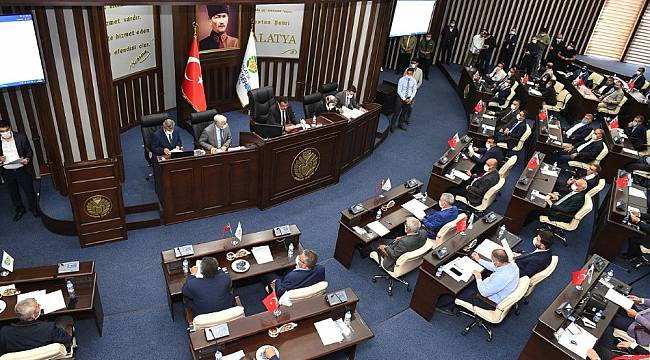 Gürkan; Ermenistan sivil halkı katlediyor