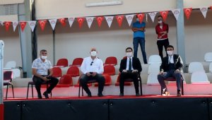 Hekimhan'a modern spor salonu kazandırıldı