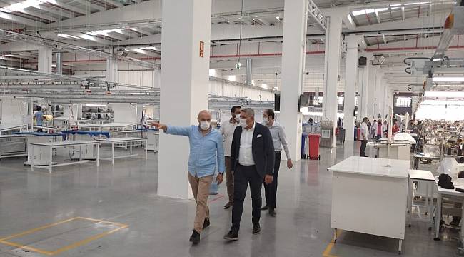 Sadıkoğlu; Fabrikalarda tedbirler alınarak üretim devam ediyor