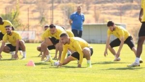 YMS'de 4 futbolcunun testi pozitif çıktı