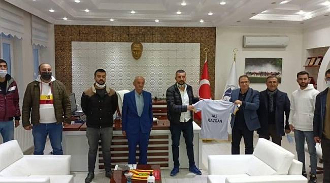 Başkan Kazgan'a Yeni Malatyaspor taraftarlarından ziyaret