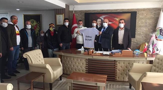 Başkan Zelyurt'a taraftarlardan ziyaret