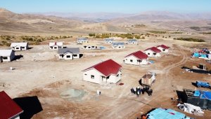 Deprem evlerinde son aşamaya gelindi