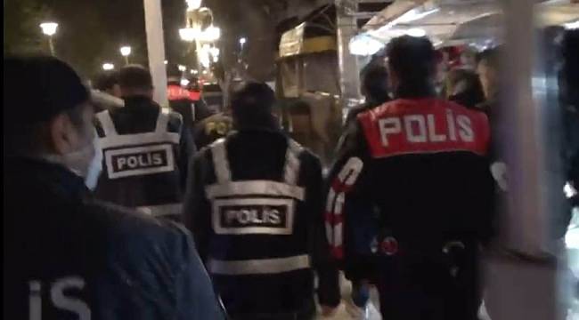 İşletmeler 22.00' da kepenk kapattı