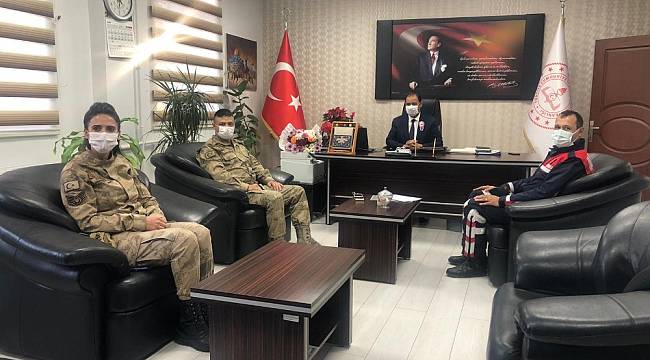 Jandarmadan 24 Kasım Öğretmenler Günü ziyareti