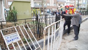 Korona virüsü yenen Başkan Güder göreve başladı