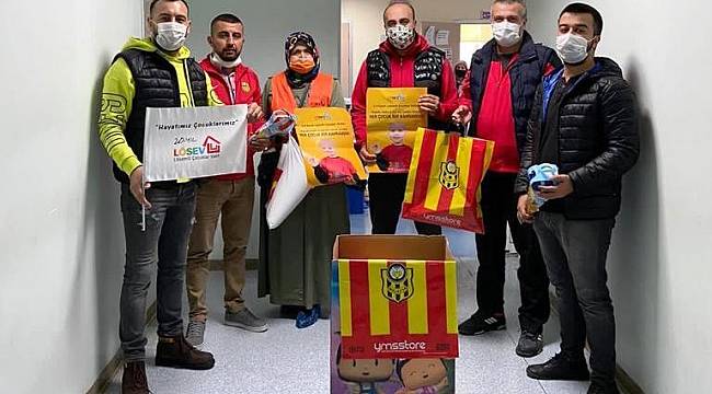 Taraftarlardan lösemili çocuklara moral